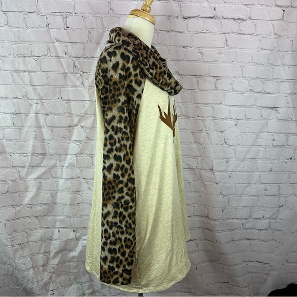 NWT Boutique leopard Animal print reindeer buck deer tunic cowl neck plus sz - Picture 4 of 11